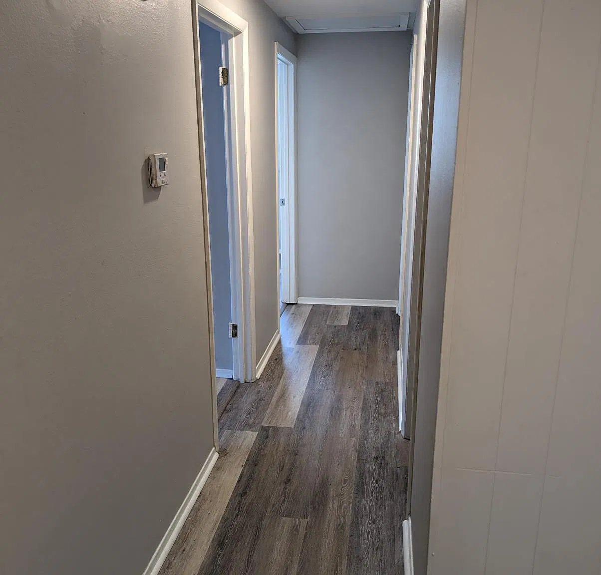 3 bed, 1.5 bath, 1200 sqft, $1,300 — Photo 4