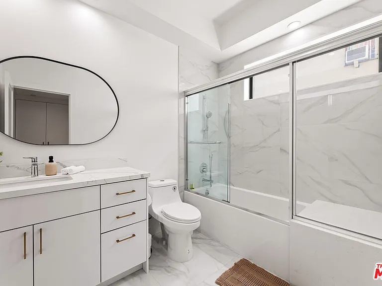 5118 Laurel Canyon Blvd — Photo 12