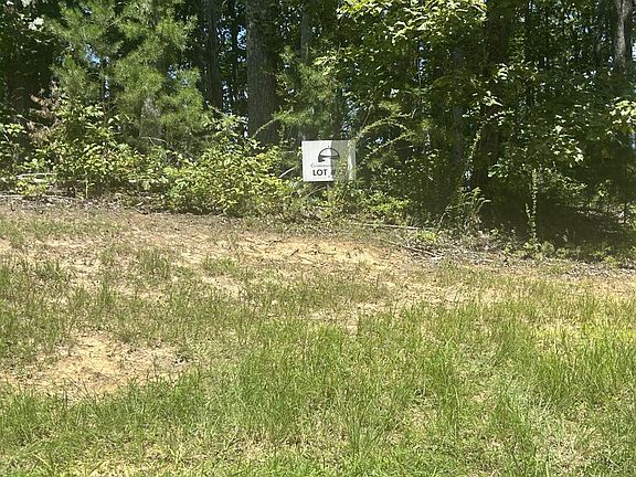 3rd image of 355 Partridge Trl