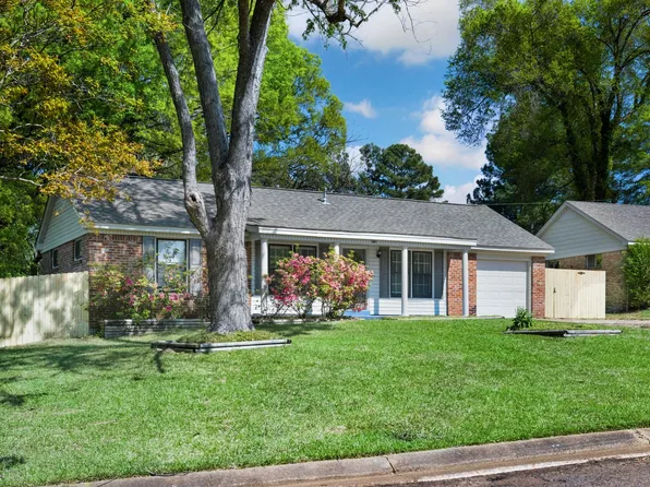8228 Brooksville Cv, Southaven, MS 38671