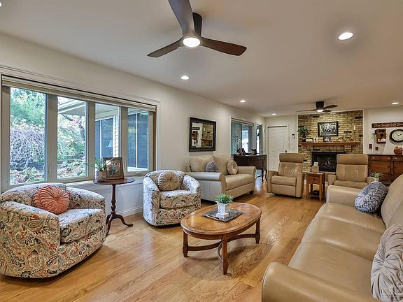 4th image of 5784 Valley Forge Dr