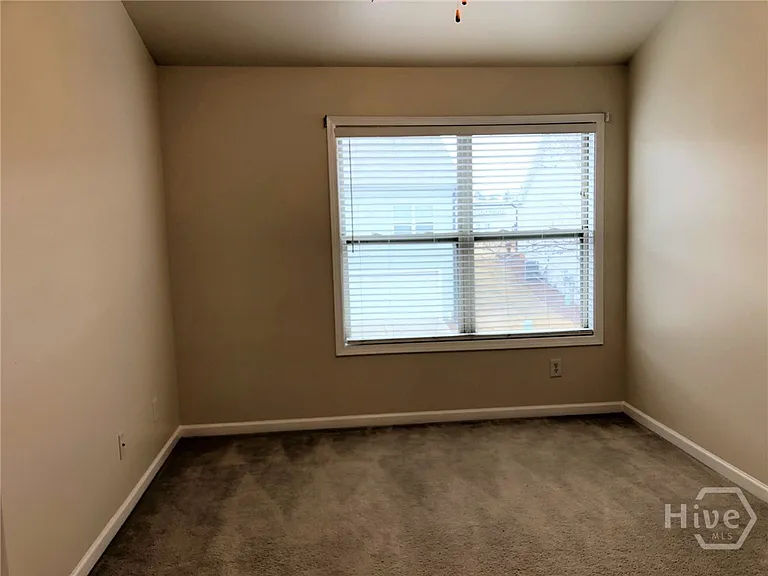 127 Red Maple Dr — Photo 12