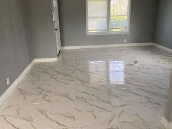 Additional Living Room