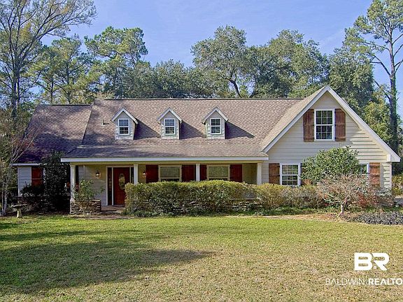 2nd image of 11878 Village Green Dr