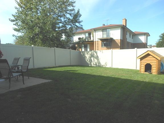 3rd image of 311 Creekside Dr APT C