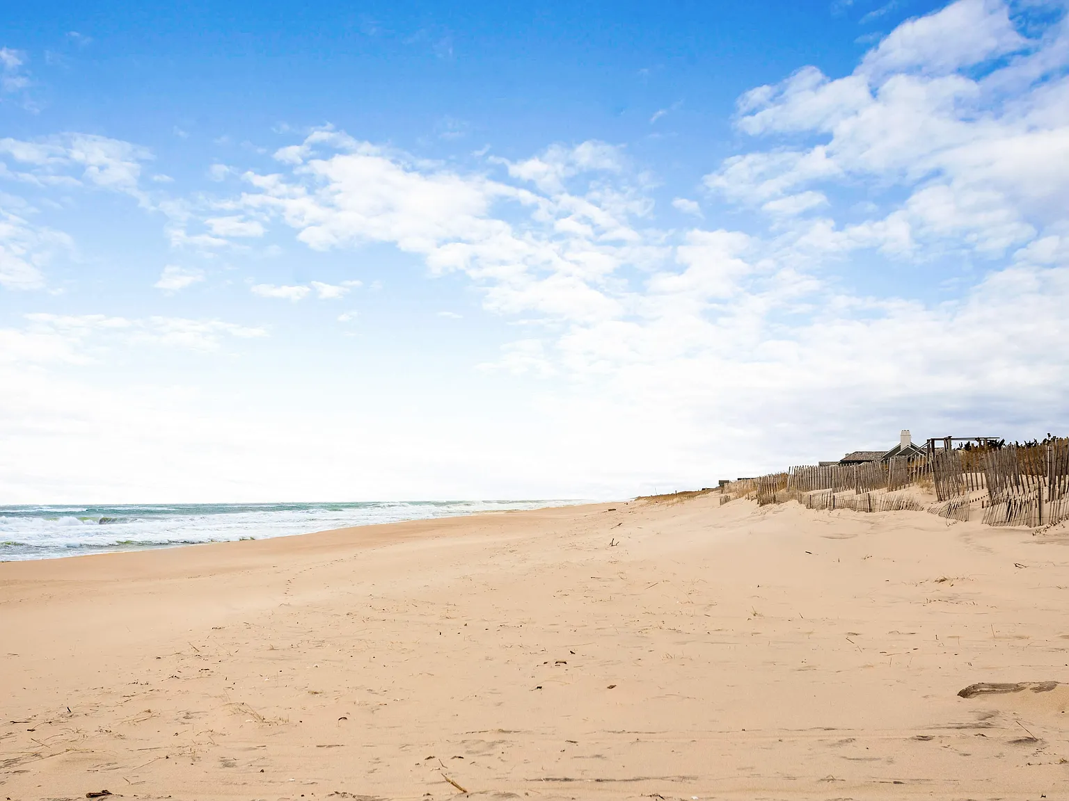 Oceanview Beach House Rental in Amagansett — Photo 3