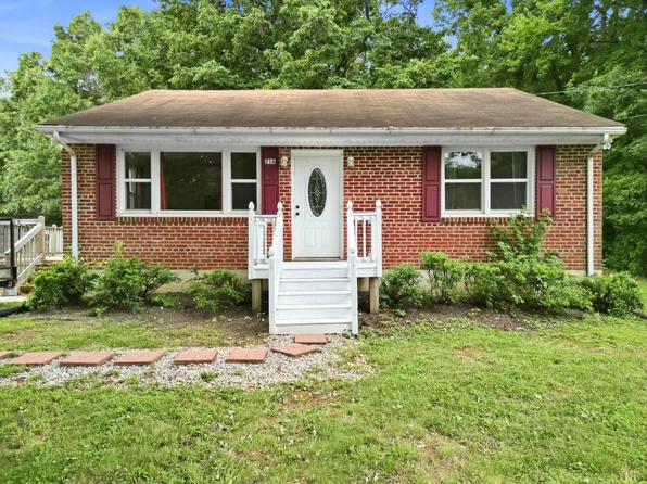216 Crescent Ln, Monroe, VA 24574
