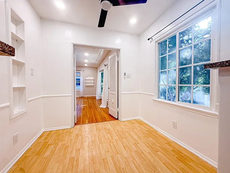 340 1/4 N Curson Ave #340-1/4 — Photo 7