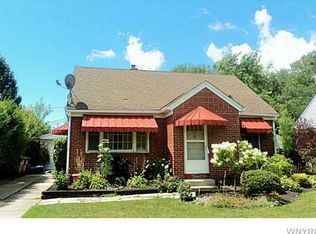 29 Clearvale Dr, Cheektowaga, NY 14225