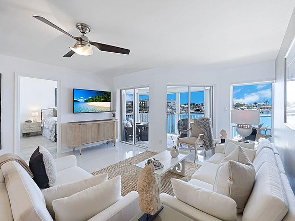 5th image of 991 N Barfield Dr Unit 212