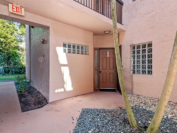 3rd image of 10791 NW 14th St APT 294