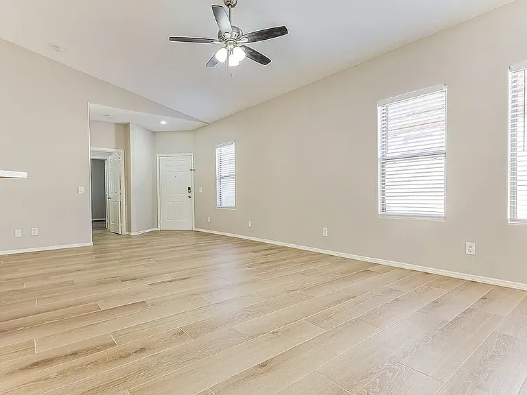 706 W Frito Ave — Photo 11