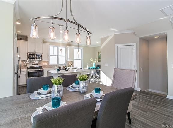 4th image of 125E Capital Ave #305