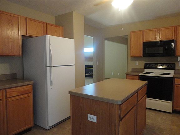 3rd image of 1501 Scenic Valley Pl #00