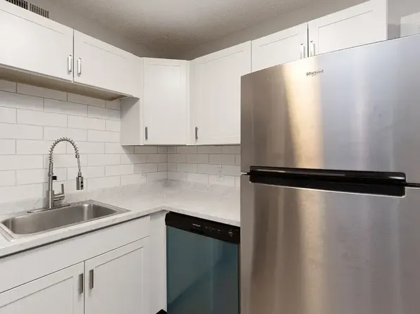 1104 18th Ave S, 1104 18th Ave S #5, Nashville, TN 37212