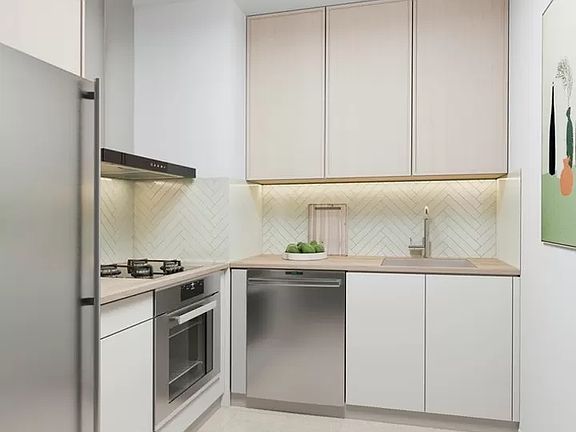 4th image of 305 E 40th St #17F
