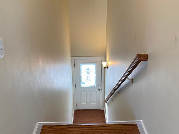 4th image of 154 Mercer St #2