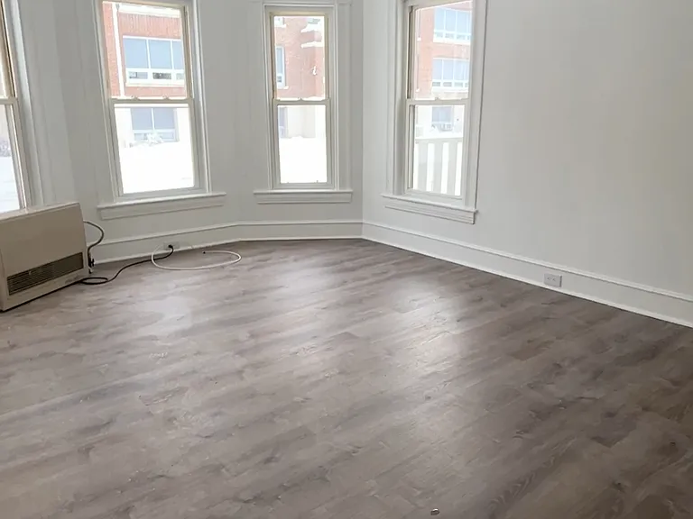 28 Notre Dame Ave #1 — Photo 36