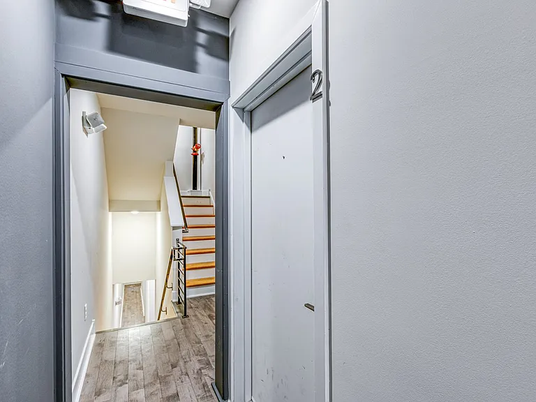 Brand New Luxury Apartments — Photo 34