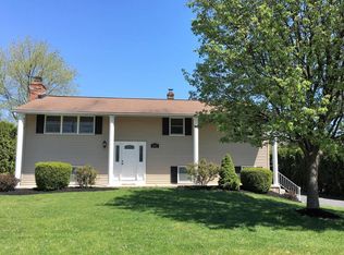 220 Gary St, Cleona, PA 17042