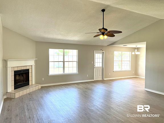 2nd image of 304 Woodbridge Ct