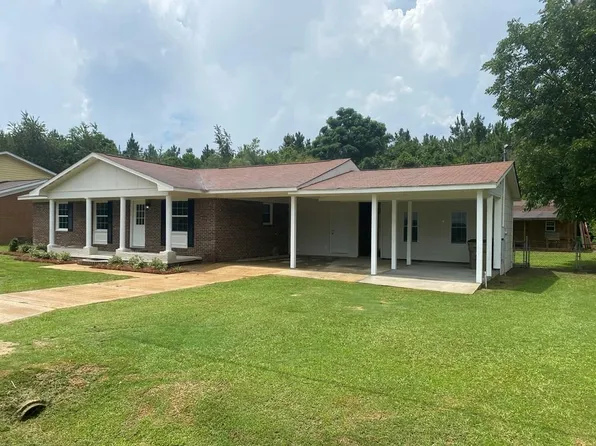 615 Whatley Dr, Ashburn, GA 31714