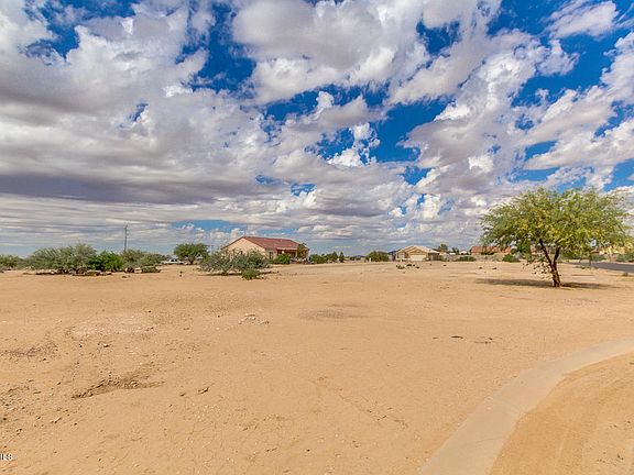 3rd image of 16030 S Caborca Cir