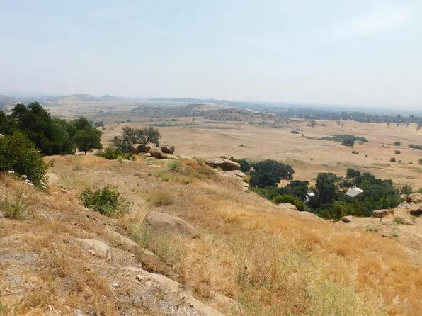 8744 Azul Dr, West Hills, CA 91304