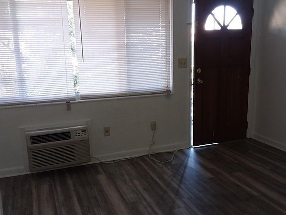 3rd image of 2016 E Silver Springs Blvd APT 6