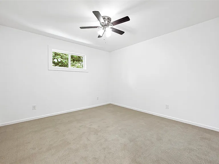 5718 Eskridge St #6 — Photo 5
