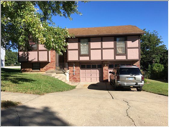 1st image of 3700 E 114th St