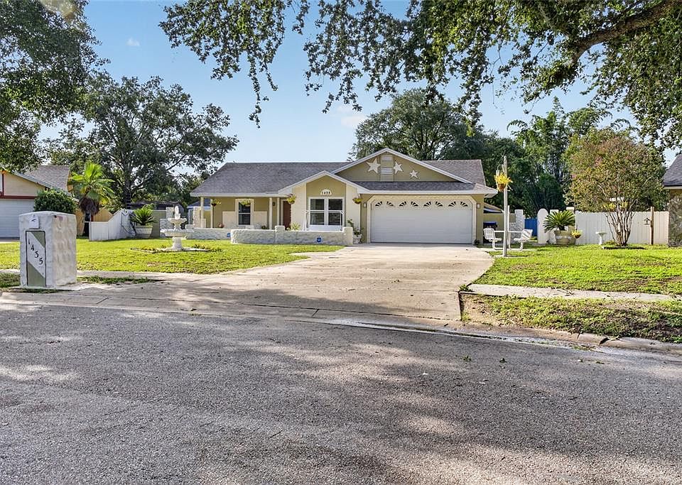 1st image of 1435 LAMPLIGHTER WAY