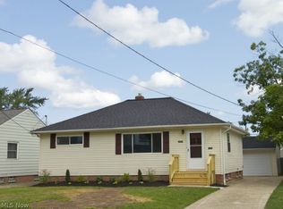 30247 Regent Rd, Wickliffe, OH 44092