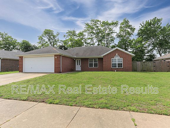3rd image of 2505 20th St