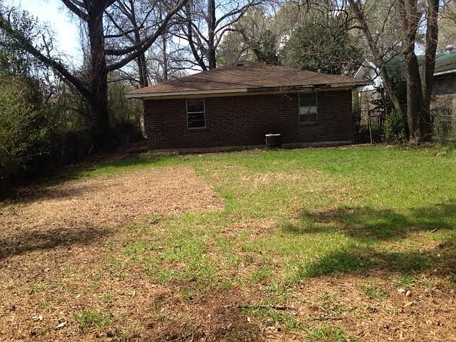 2nd image of 7141 Amie St