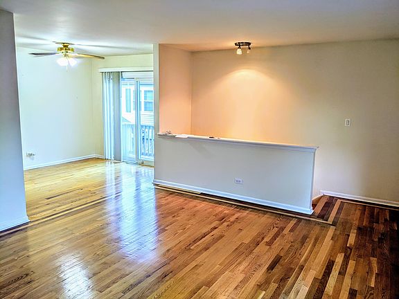 2nd image of 32 Fernwood Ct