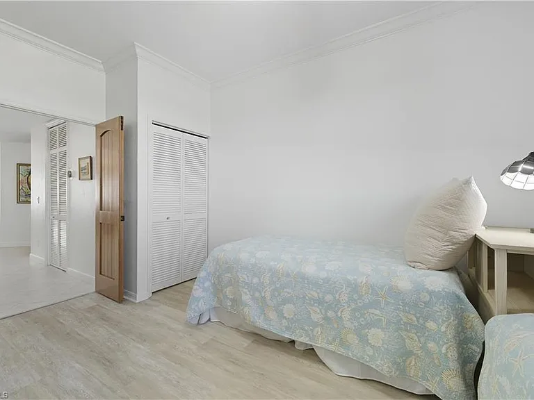 7040 Pelican Bay Blvd #D-401 — Photo 22