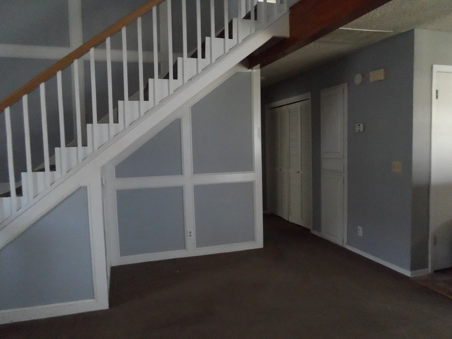 E 15th Ct, Tulsa — Photo 2