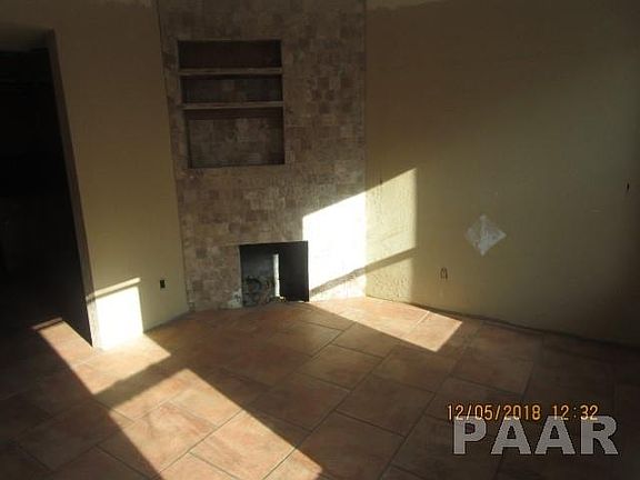 4th image of 2318 N Central Ave