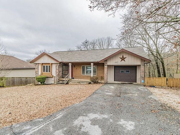 2nd image of 2 Heather Dr