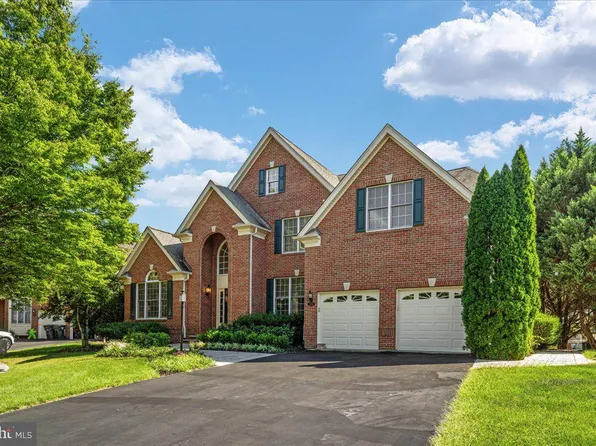15081 Sycamore Hills Pl, Haymarket, VA 20169