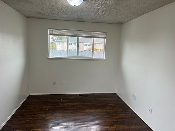 4th image of 4509 S Union Ave APT 3
