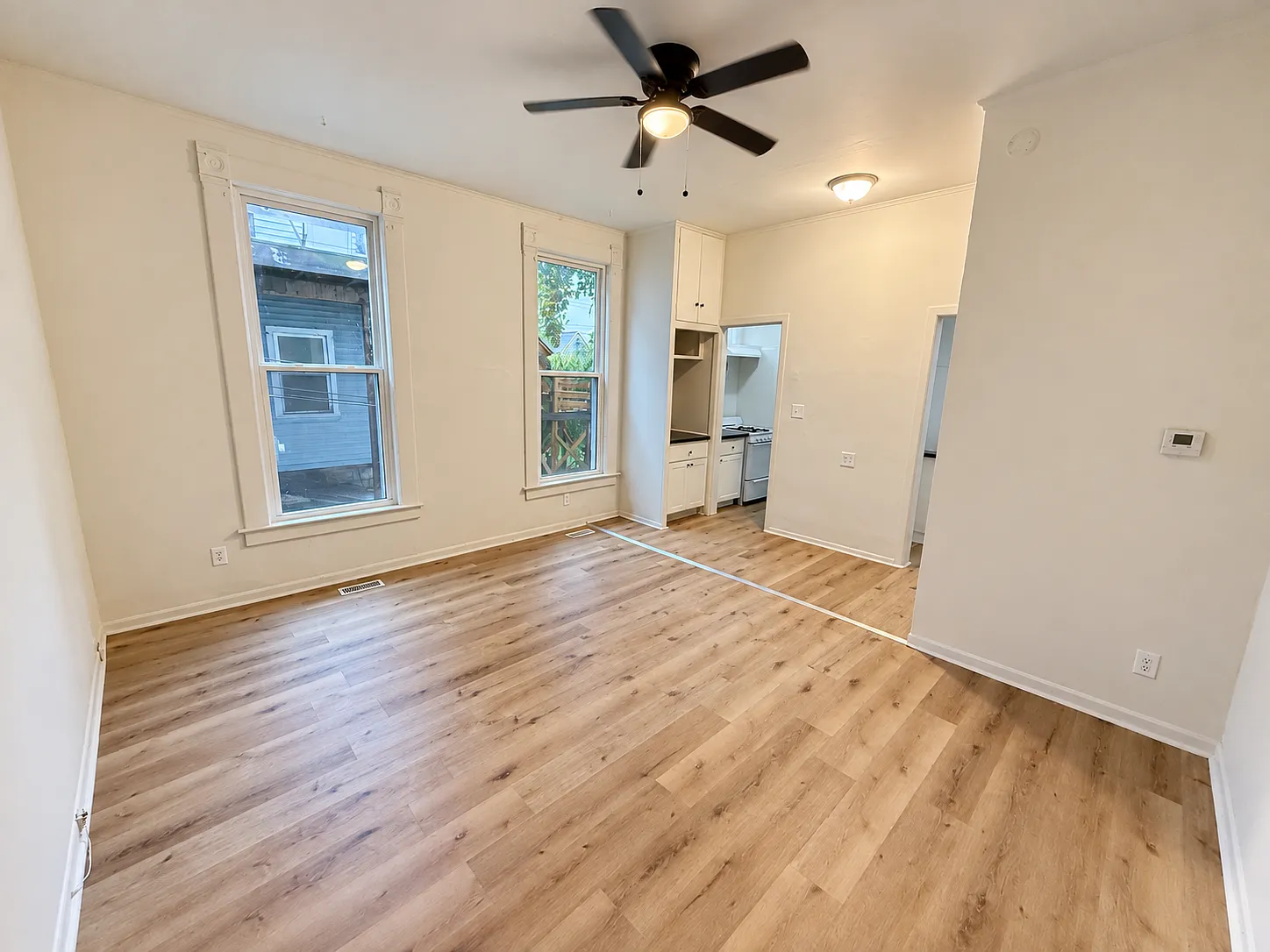 1 bed, $995 — Photo 3