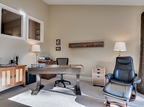4th image of 107 Club Villa Dr