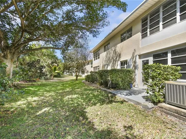 2950 SE Ocean Blvd APT 118-3, Stuart, FL 34996