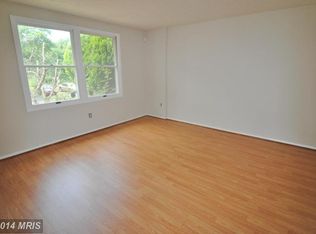 8311 Pondside Ter, Alexandria, VA 22309