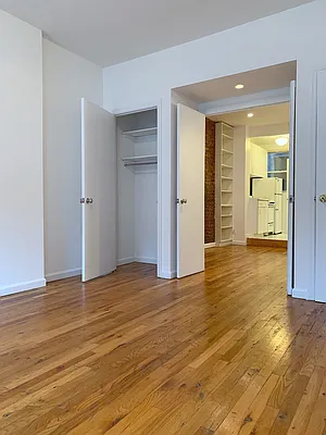 Rented by Compass | media 13