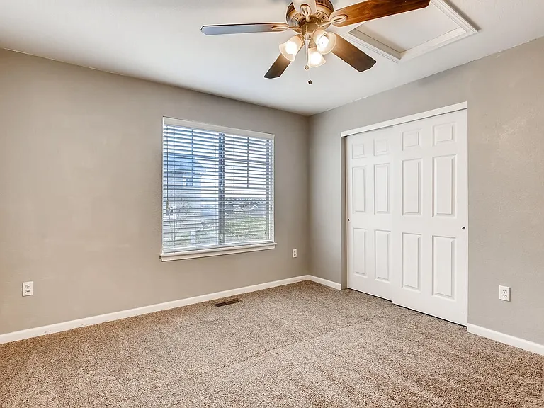 7604 S Quemoy St — Photo 20