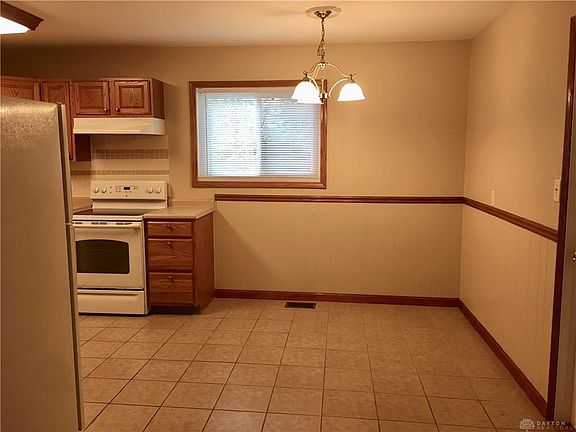 5th image of 115 Worman Dr