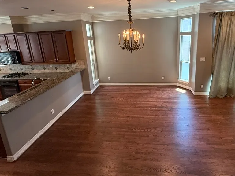 621 Hartman St — Photo 14